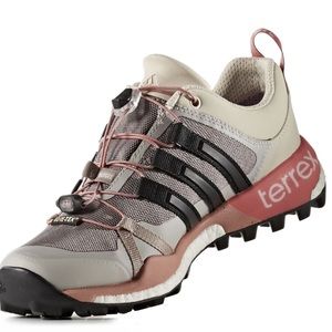 Adidas boost women’s trail running and hiking shoe waterproof